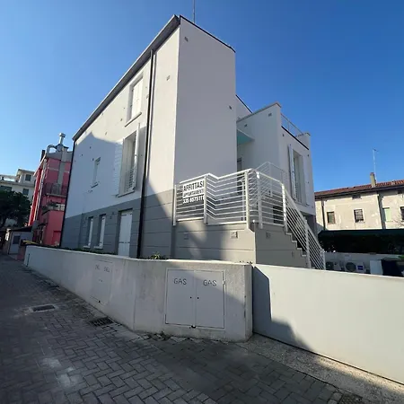 Giulia Family Apartments- Leresidenzedijesolo *